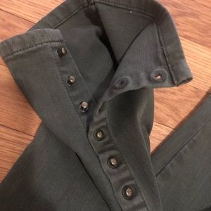 Chico’s So Slimming Girlfriend Ankle pants